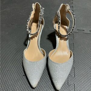 Badgely Mishka dress shoes